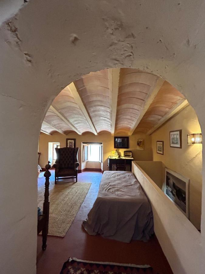 Casa Padrina Burballa Maria De La Salut Luaran gambar