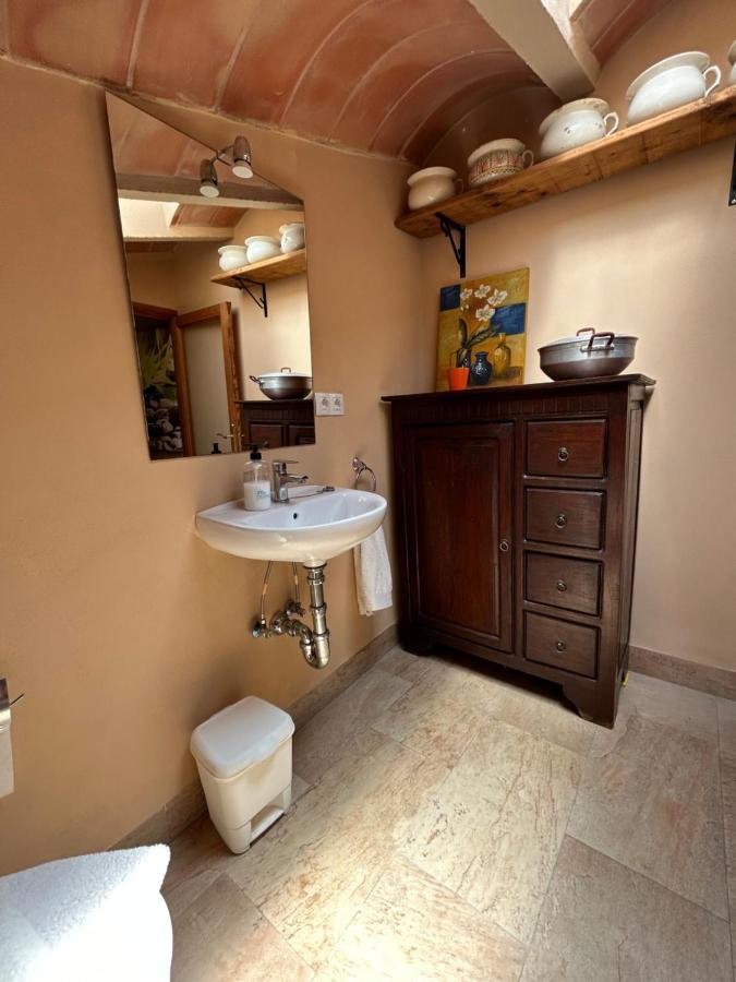 Casa Padrina Burballa Maria De La Salut Luaran gambar