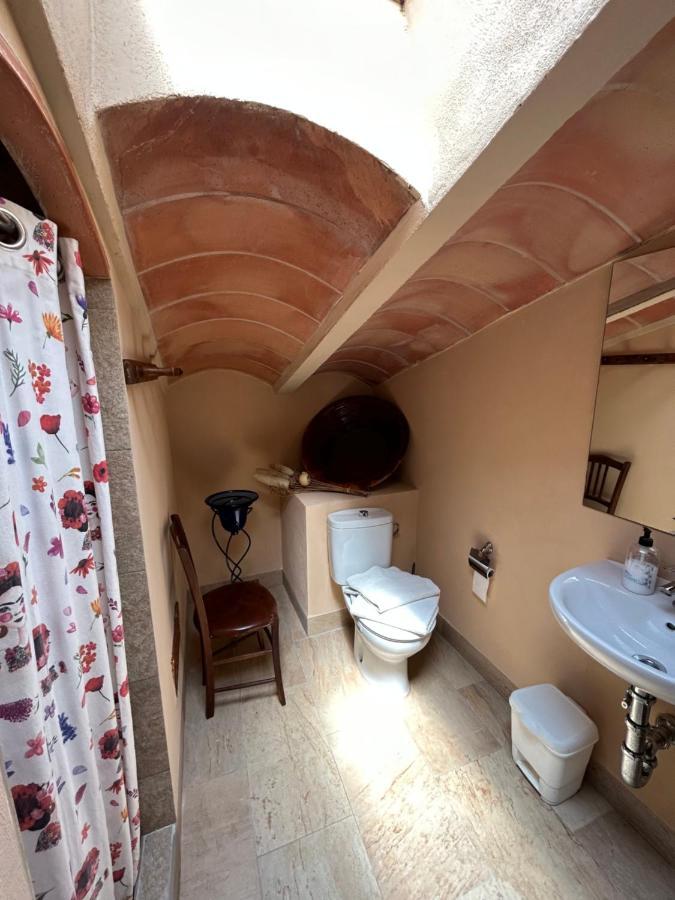 Casa Padrina Burballa Maria De La Salut Luaran gambar