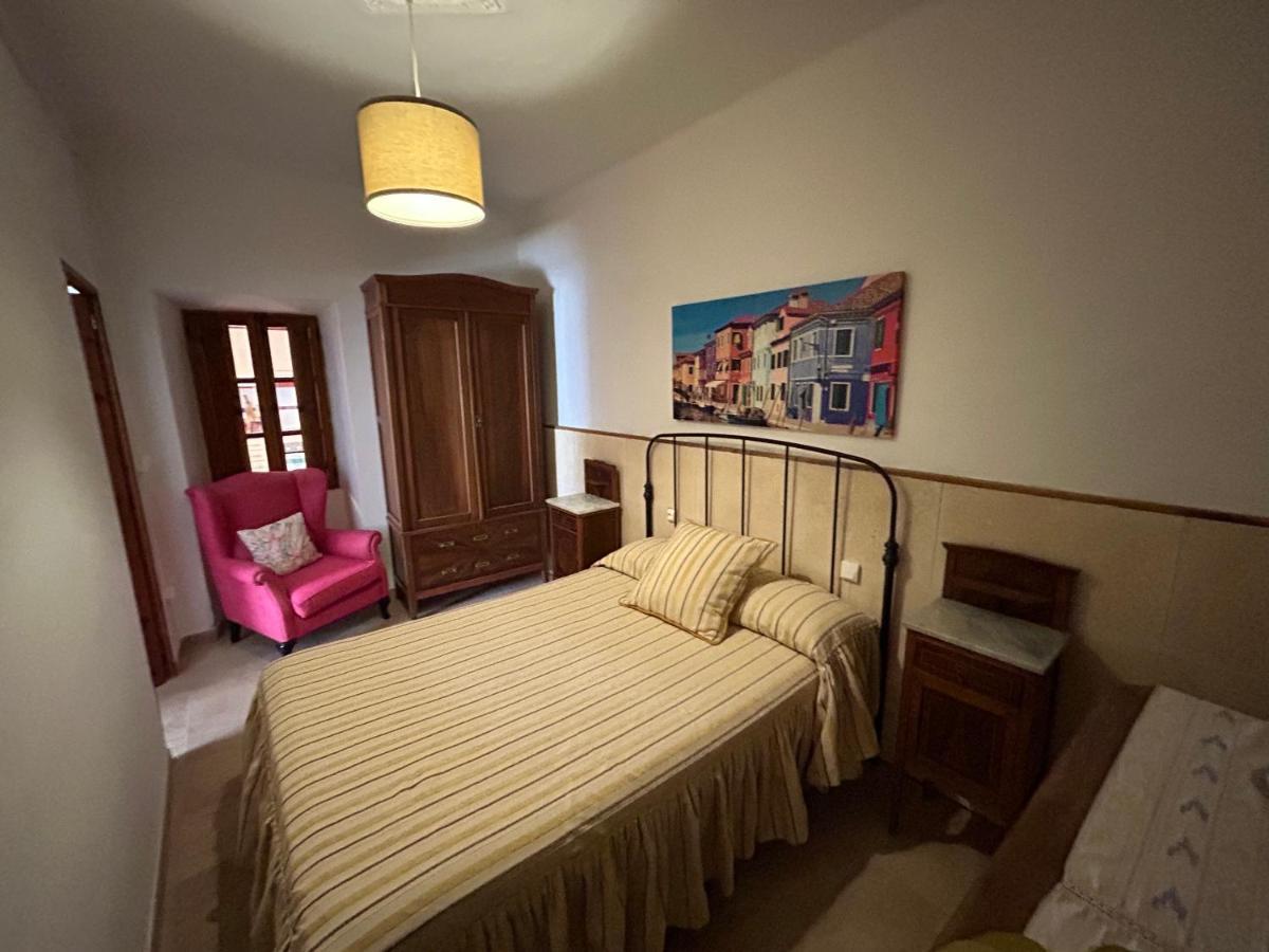 Casa Padrina Burballa Maria De La Salut Luaran gambar