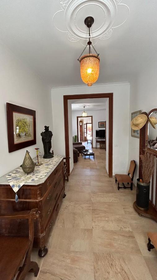 Casa Padrina Burballa Maria De La Salut Luaran gambar